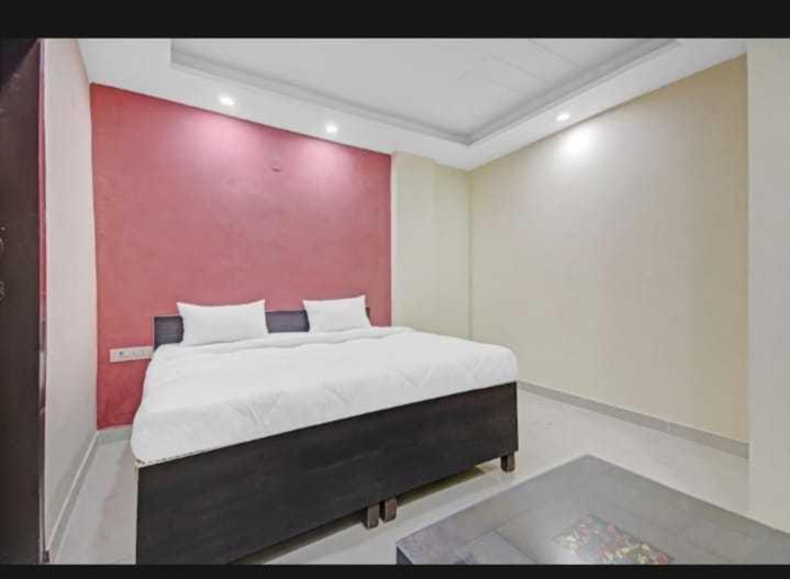 O Dg Dwarka Mor Near Dwarka Mor Metro Station Hotel 3*